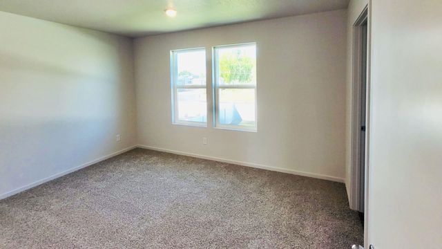 1574 E A St, Deer Park, WA 99006