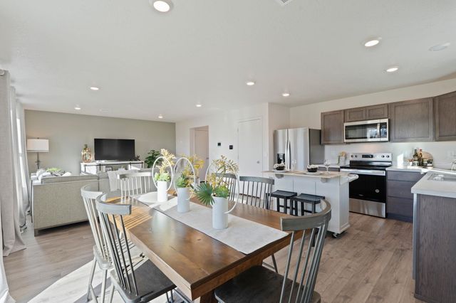 1574 E A St, Deer Park, WA 99006