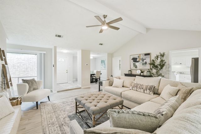 12415 Pantano Drive, Houston, TX 77065