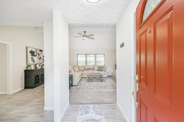 12415 Pantano Drive, Houston, TX 77065