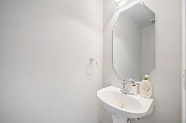 8519 Windy Thicket Lane, Cypress, TX 77433