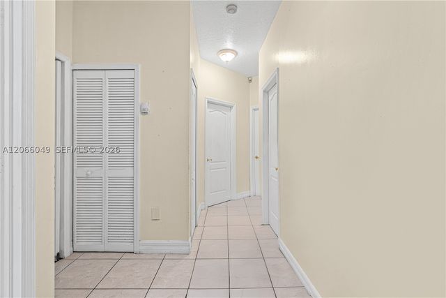 2204 SW 142nd Ct, Miami, FL 33175