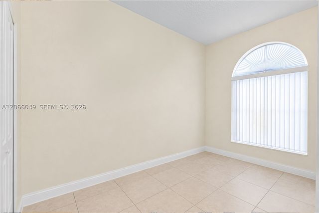 2204 SW 142nd Ct, Miami, FL 33175