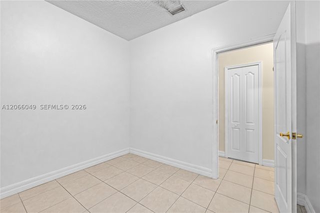 2204 SW 142nd Ct, Miami, FL 33175