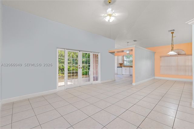 2204 SW 142nd Ct, Miami, FL 33175