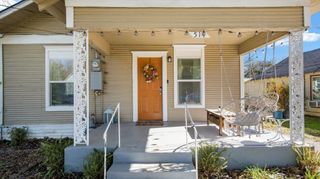 514 Ritchey Street, Gainesville, TX 76240