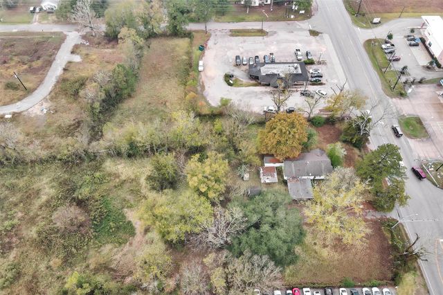 1100 E Tx-321, Cleveland, TX 77327