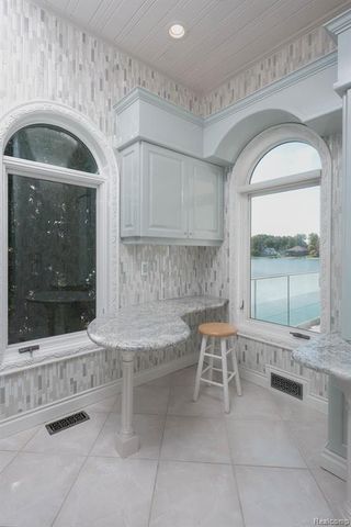 68373 Lake Angela Pointe, Richmond, MI 48062