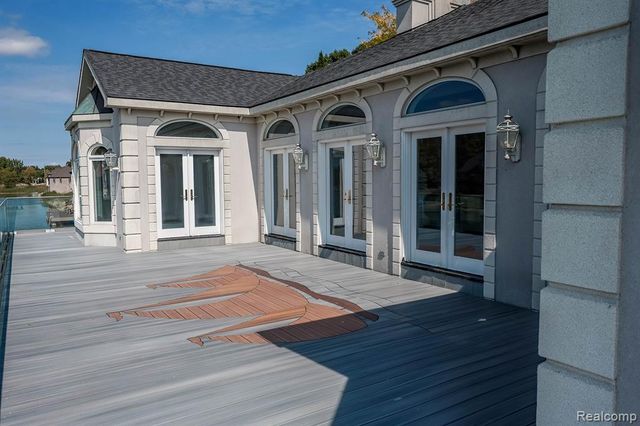 68373 Lake Angela Pointe, Richmond, MI 48062