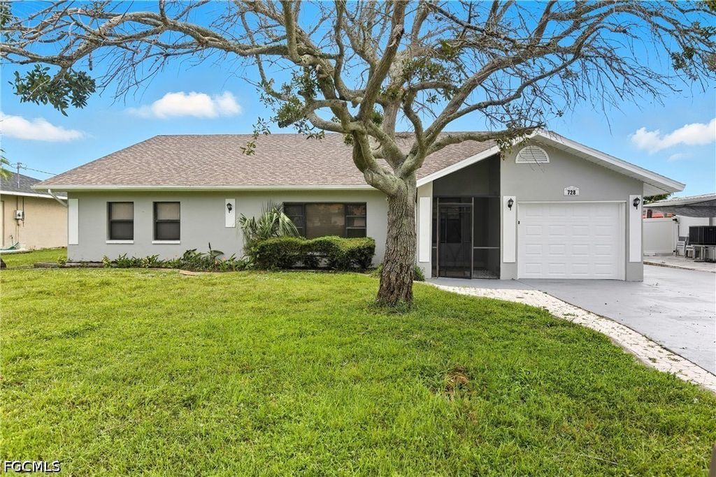 728 Tower DR, Cape Coral, FL 33904