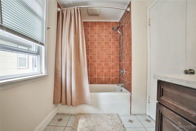 417 Robinson Street, North Tonawanda, NY 14120