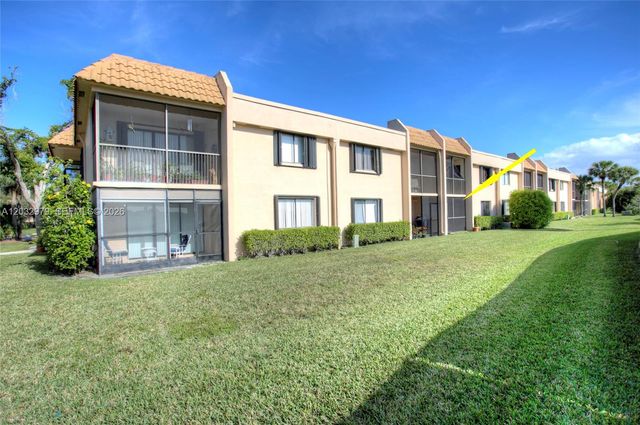 300 Racquet Club Rd 104, Weston, FL 33326