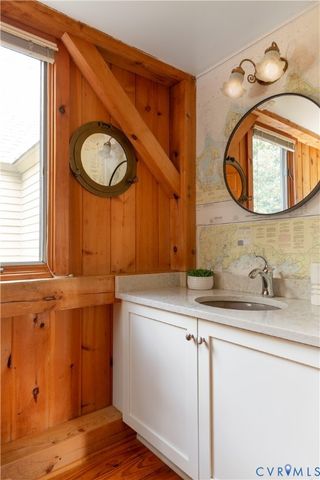 877 Twiggs Ferry Rd, Hartfield, VA 23071