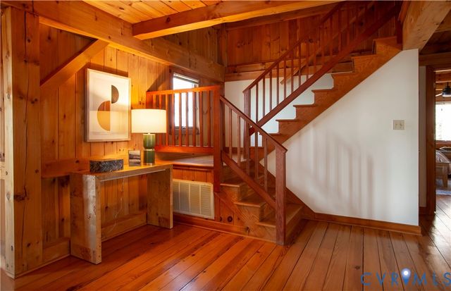 877 Twiggs Ferry Rd, Hartfield, VA 23071