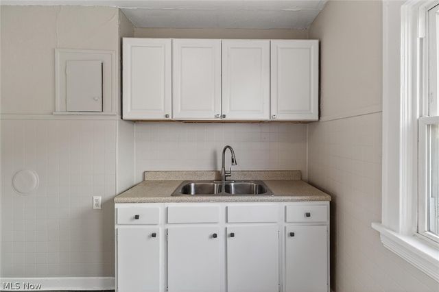 13305 Harvard Avenue, Cleveland, OH 44105