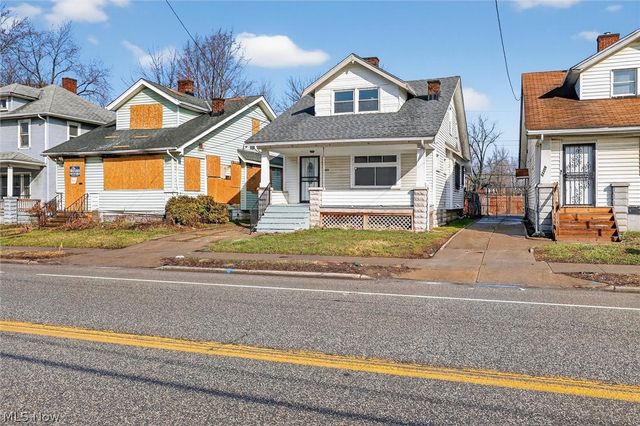 13305 Harvard Avenue, Cleveland, OH 44105