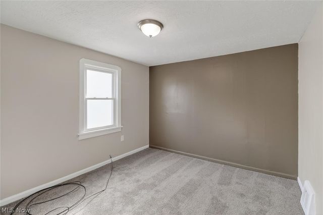 13305 Harvard Avenue, Cleveland, OH 44105