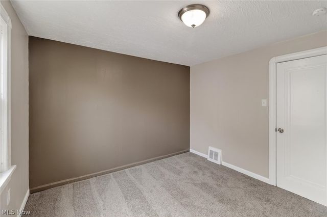 13305 Harvard Avenue, Cleveland, OH 44105