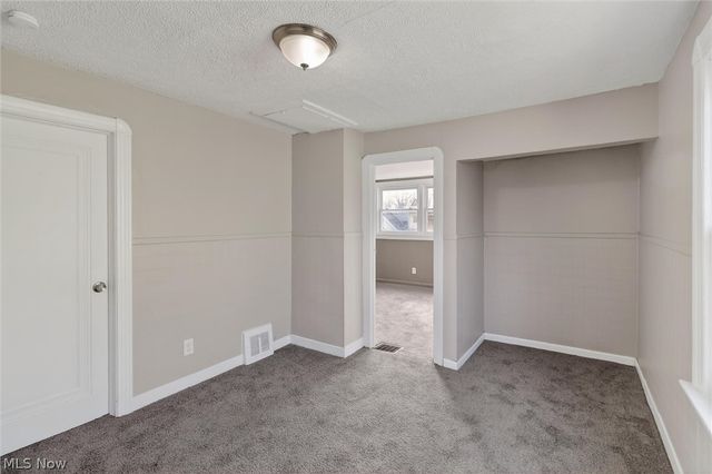 13305 Harvard Avenue, Cleveland, OH 44105