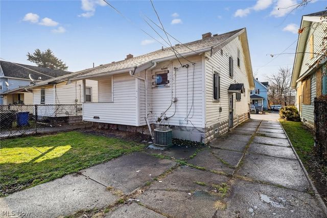 13305 Harvard Avenue, Cleveland, OH 44105