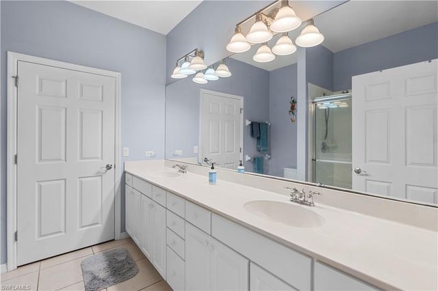 11711 Pasetto LN 102, Fort Myers, FL 33908