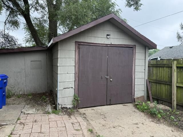 7229 Sheridan ROAD, Kenosha, WI 53142