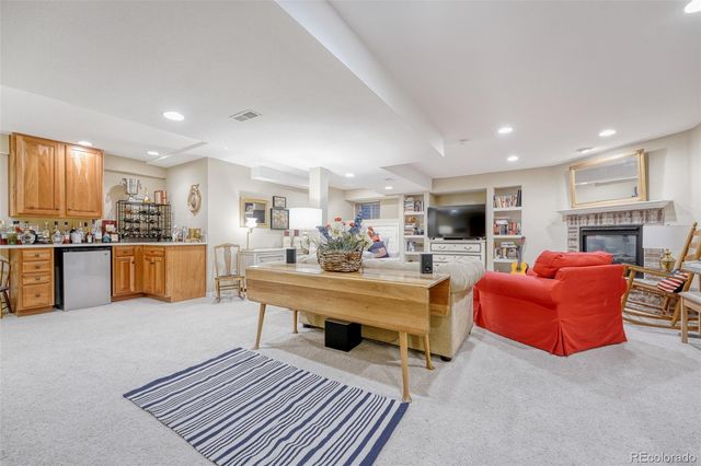 1073 Southbury Court, Highlands Ranch, CO 80129