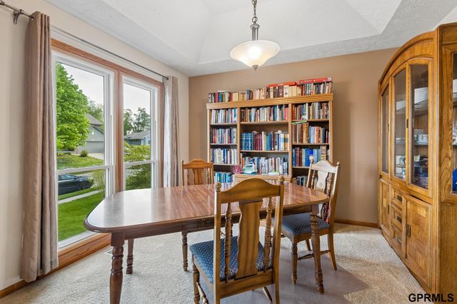 608 Ruby Road, Papillion, NE 68133