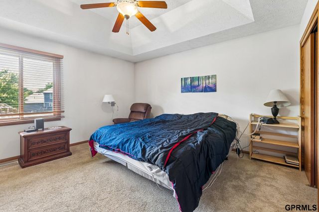 608 Ruby Road, Papillion, NE 68133