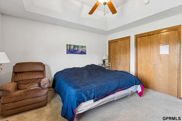 608 Ruby Road, Papillion, NE 68133