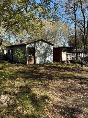 61 Berry, Bokchito, OK 74701
