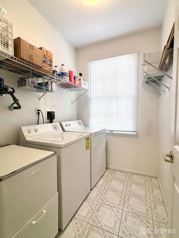 9 Brighton Court, Monroe, NJ 08831