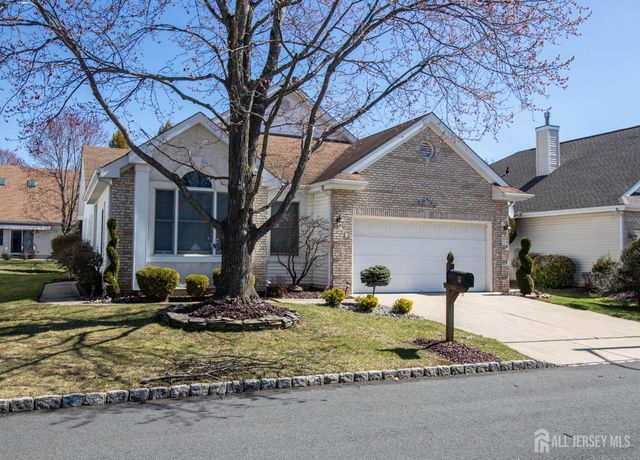 9 Brighton Court, Monroe, NJ 08831