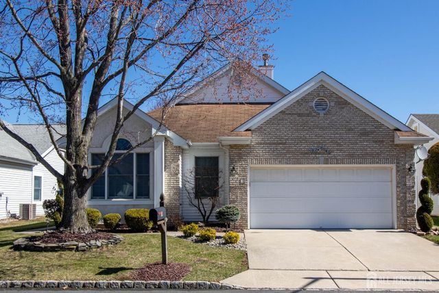 9 Brighton Court, Monroe, NJ 08831