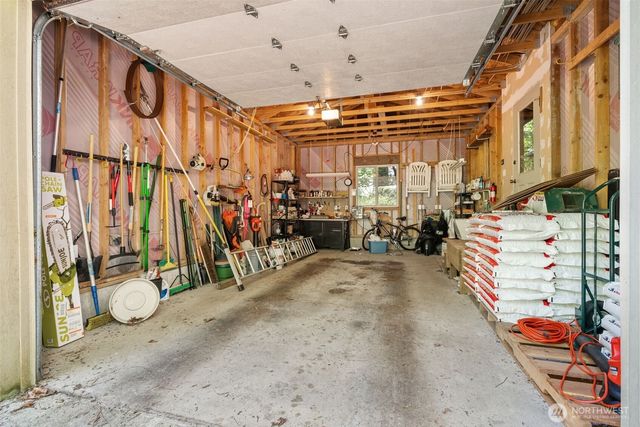 431 E Pointes Drive E, Shelton, WA 98584
