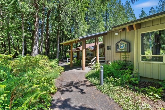 431 E Pointes Drive E, Shelton, WA 98584