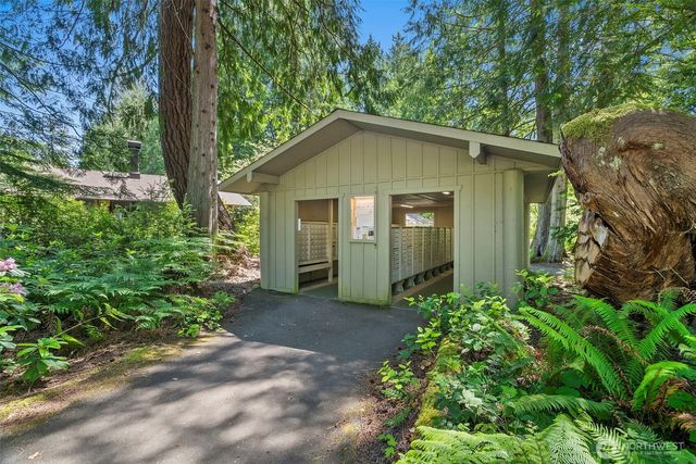 431 E Pointes Drive E, Shelton, WA 98584