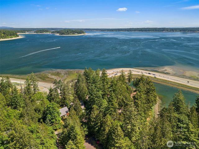 431 E Pointes Drive E, Shelton, WA 98584