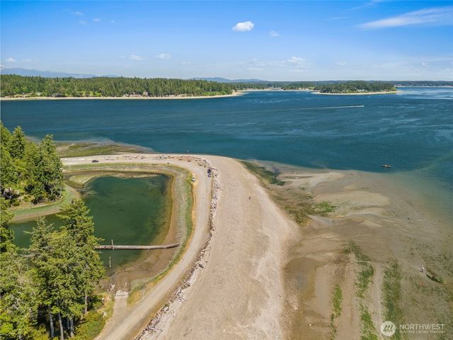 431 E Pointes Drive E, Shelton, WA 98584