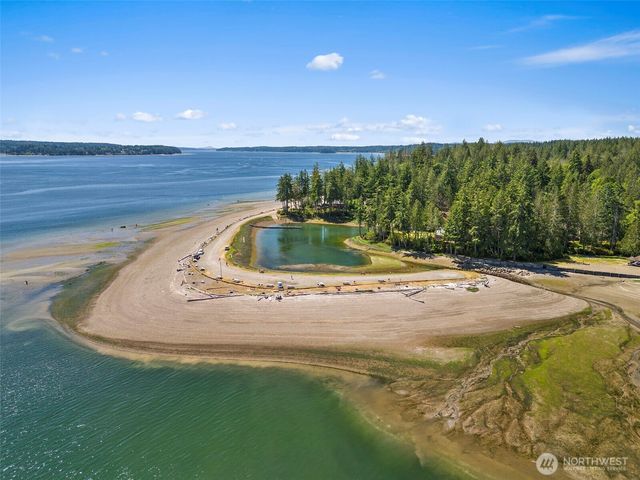431 E Pointes Drive E, Shelton, WA 98584
