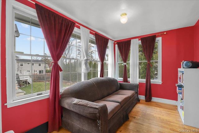 74 White Road, Scarsdale, NY 10583