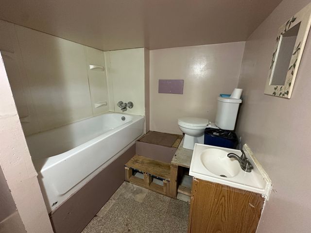 5235 S Washtenaw Avenue, Chicago, IL 60632