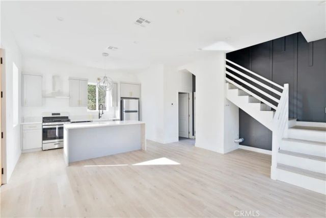 9720 Tunney, Northridge, CA 91324