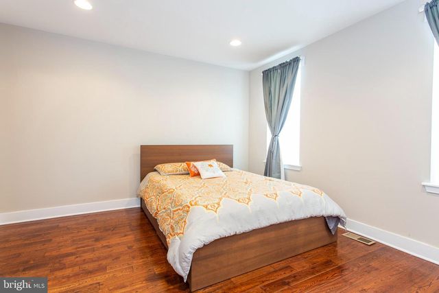 1711 LATONA ST, Philadelphia, PA 19146