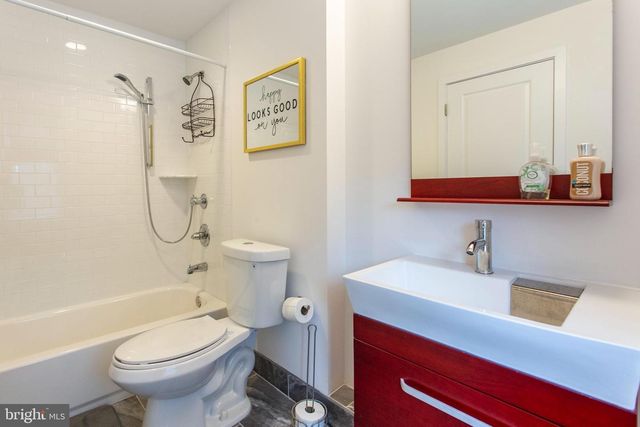 1711 LATONA ST, Philadelphia, PA 19146