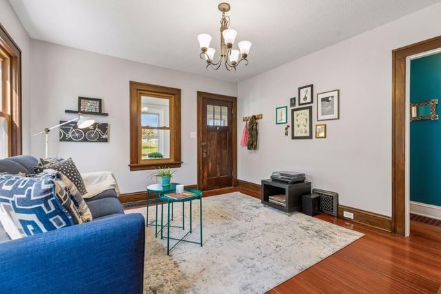 4547 14th Avenue S, Minneapolis, MN 55407