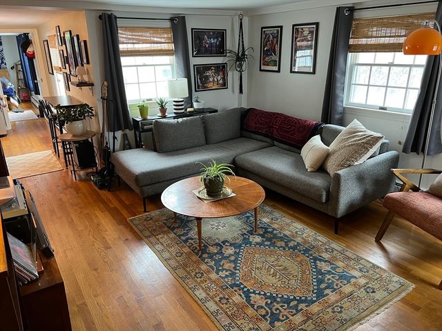 74 Essex St 3, Salem, MA 01970