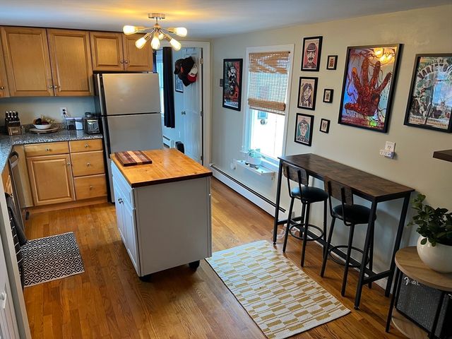 74 Essex St 3, Salem, MA 01970