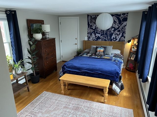 74 Essex St 3, Salem, MA 01970