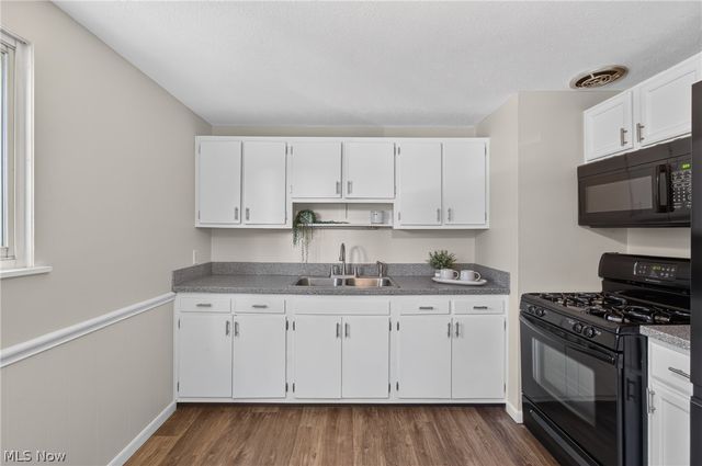 4633 Packard Avenue NW, Canton, OH 44709